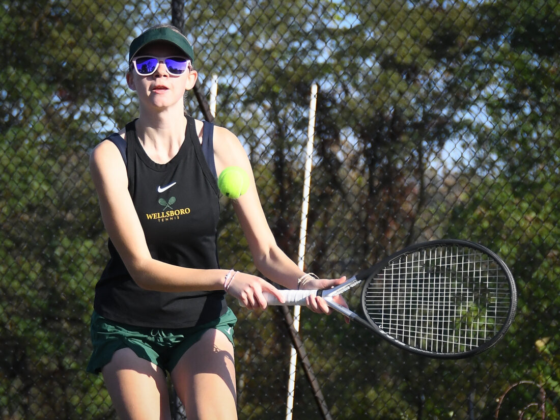 Buck, Dincher advance to District 4 Class AA singles semis, headline